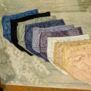 6 Bali Double support light control brief panties